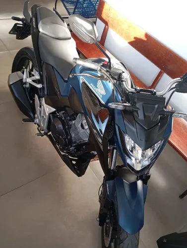 Moto zera sempre detalhes