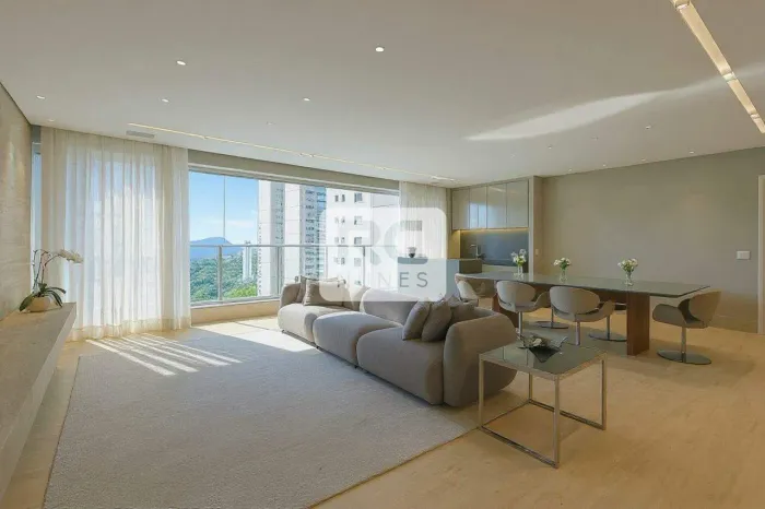 Apartamento mobiliado com área de 190m², 04 Quartos, 03 Suítes e 04 Vagas, no Bairro Vila