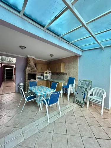 Sobrado à Venda e para Locação no Jardim Virginia Bianca | 4 Dormitórios, 2 Suítes, Piscin
