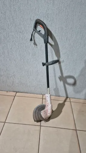 Aparador de grama 