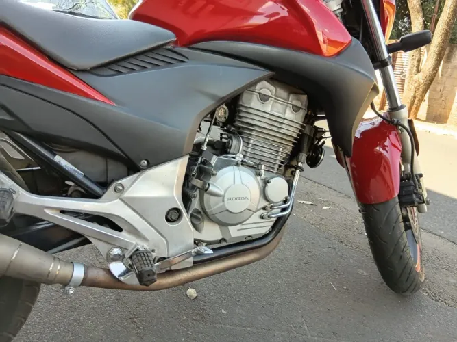 CB 300R 2011