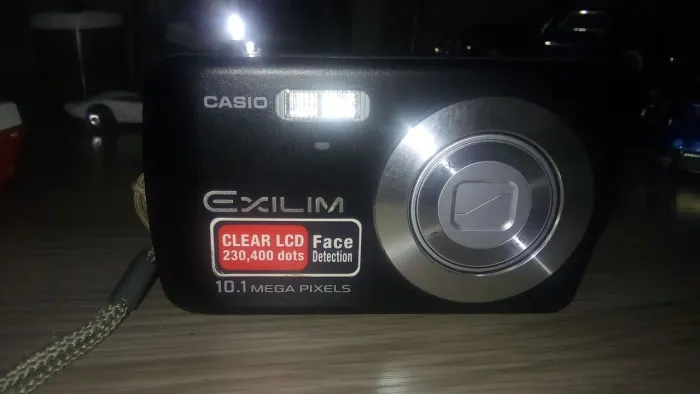 Câmera digital Casio 10.1