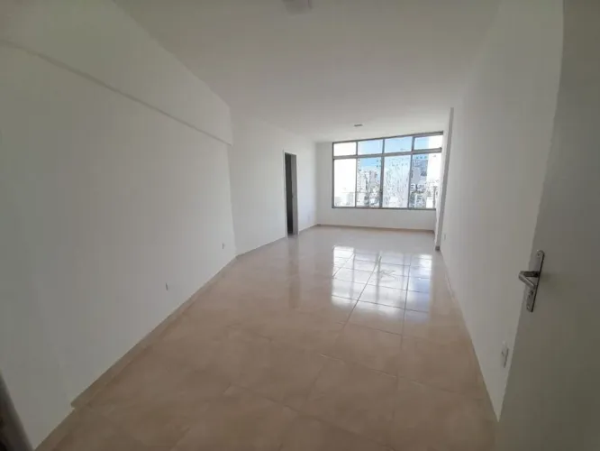 Sala comercial para locação no centro de itajai