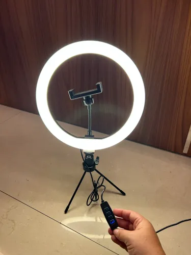 Ring Light - 3 Cores de luz - Com ajuste de brilho
