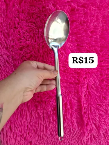 Utensílios Em Inox (Escumadeira, colher e pegador de macarrão)