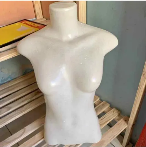 Lote de 9 meio corpo do manequins