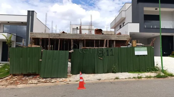 Sobrado à venda em Valinhos, Residencial Mont Alcino, com 3 suítes, com 186 m²