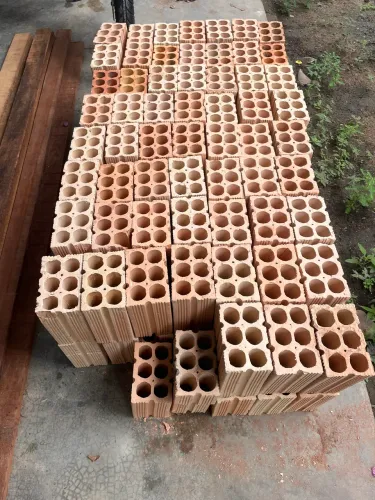 Vendo 120 Tijolos de 6 furos