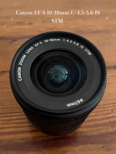 Canon Lente EF-S 10-18mm f/4.5-5.6 IS STM