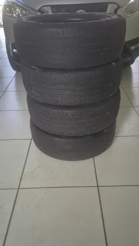 Jogo de pneus marca continental 255/55 R17