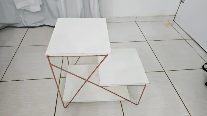 Mesa Escada Decorativa Aramado