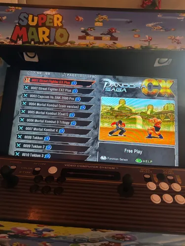 Fliperama profissional com centenas de jogos clássicos
