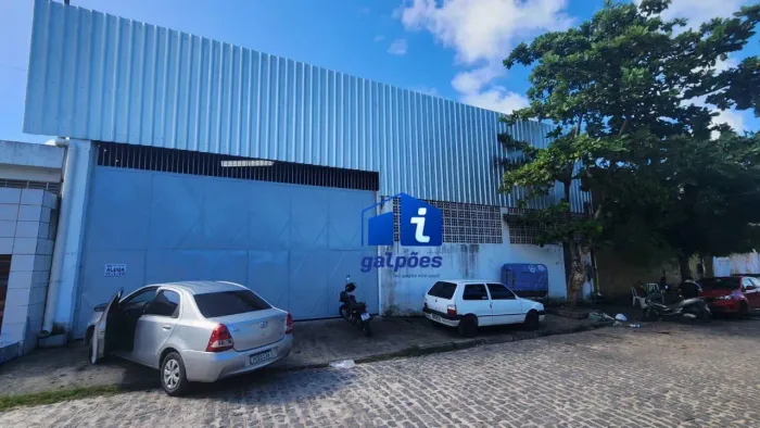 Galpão com 600 m² em Ouro Preto - Olinda/PE