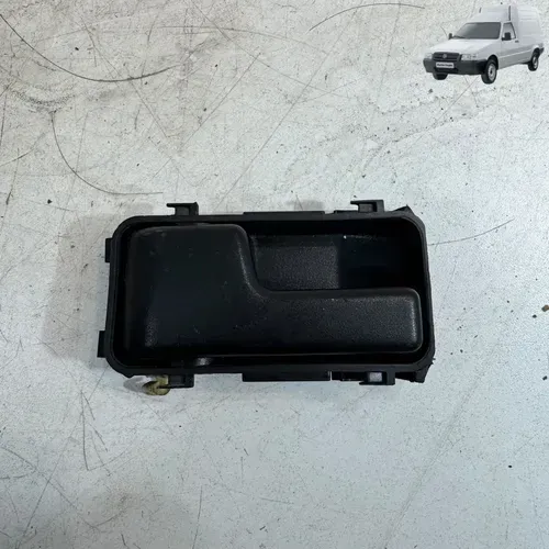 Maçaneta Interna Porta Dianteira Direita Fiorino 2009 2013 Preto Dianteira