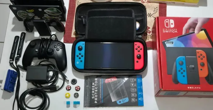 NINTENDO SWITCH OLED