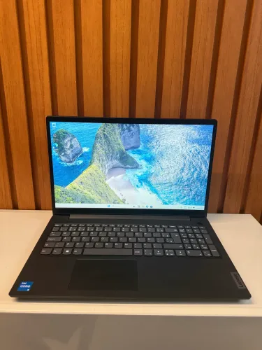 Notebook Lenovo V15 G4 IRU Intel Core i5-13420H 8GB 256GB SSD 15.6 83GLOO0UBR