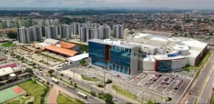 Sala comercial no 12º andar com pele de vidro - Belém PA