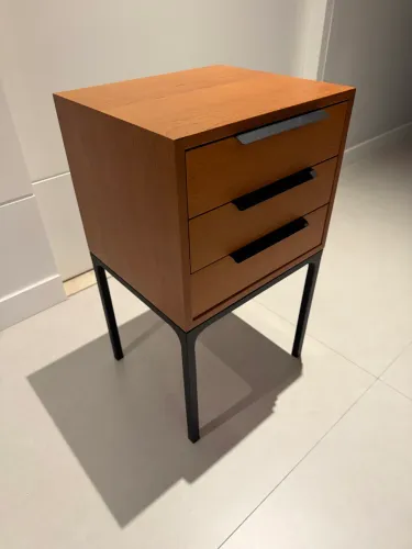 Mesa cabeceira Loft -  Fernando Jarger