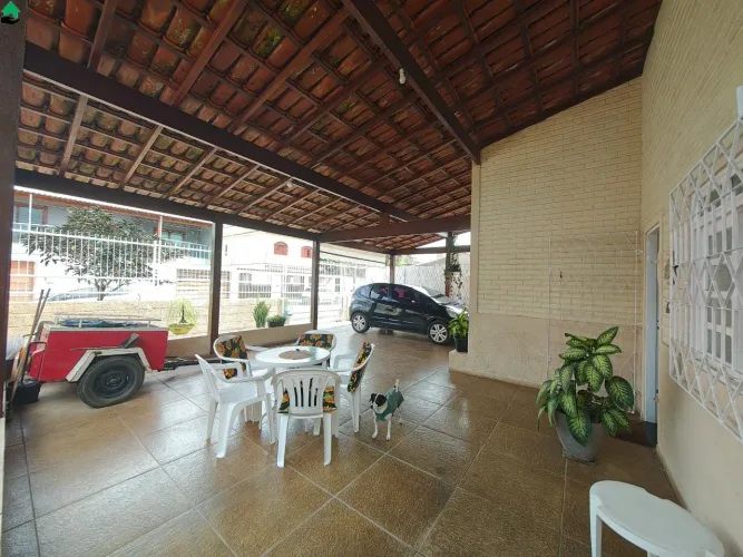 Imperdível! Casa com 4 quartos e 3 vagas de garagem à venda em Praia Grande-ES