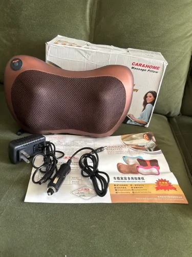 Almofada massageadora para carro e casa, modelo CHM-8018 na caixa