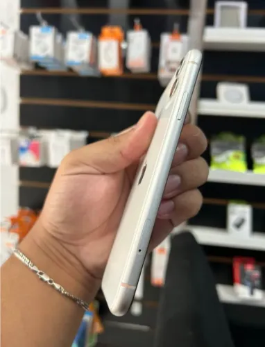 Apple iPhone 11 branco 