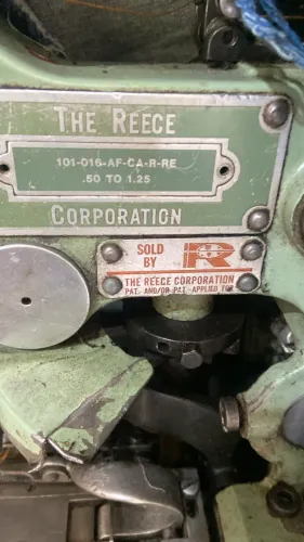 Vende máquina de Travet e casear jean