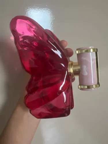 Perfume lá bomba