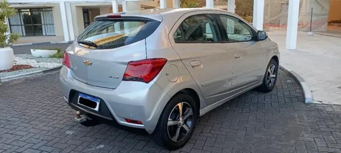 Chevrolet Onix Hatch LTZ 1.4 8V Flex Mec. 4P 2019