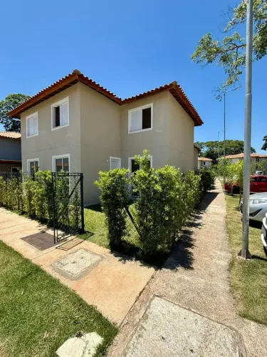 Sobrado para venda possui 70 metros quadrados com 2 quartos em Chácara Rincão - Cotia - SP