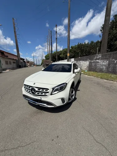 Mercedes-Benz GLA 200 Adv. 1.6/1.6 TB 16V Flex Aut. 2018