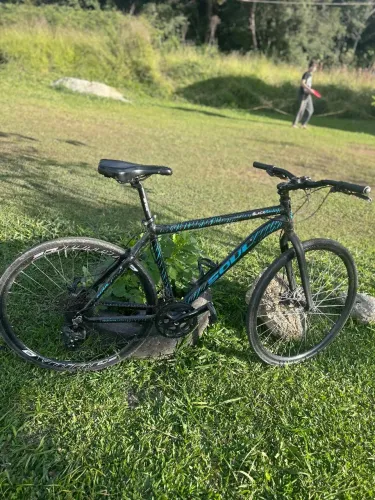 Bicicleta híbrida