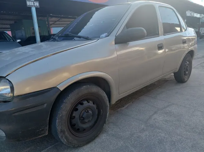 Chevrolet Corsa SED Class.spirit 1.0/1.0 Flexpower (álcool) 2005