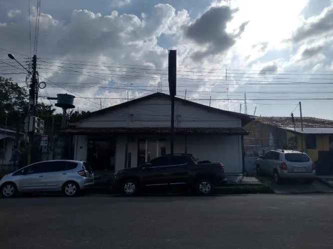 R$2 milhões Casa 3/4 no Caiçara em Castanhal área comercio 17,5x34