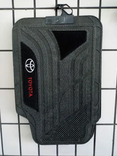 Tapete borracha com bordado Toyota
