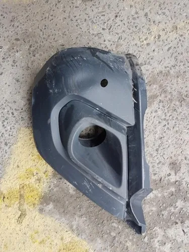 Moldura Milha Duster Esquerdo 2020/21