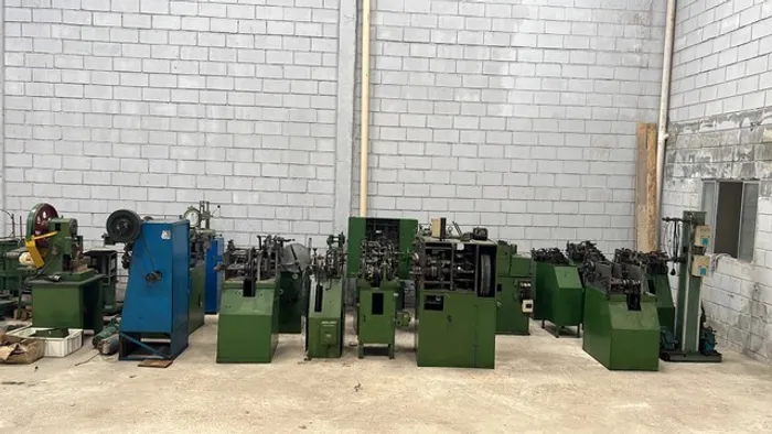Maquinas de mola compressão, torção e dobradeira