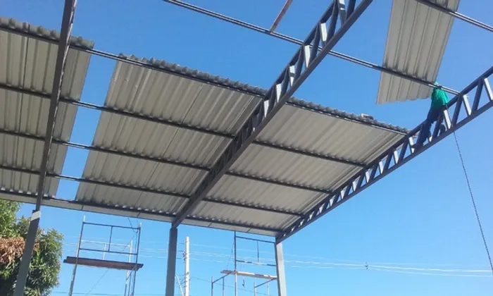 construção de galpões metálicos