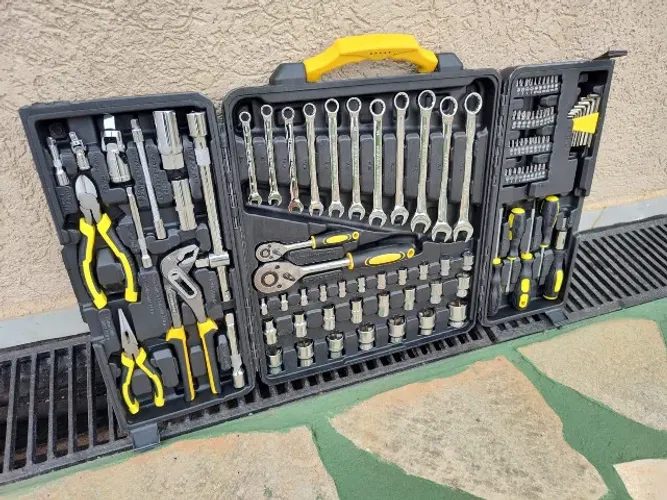 Kit Maleta Jogo de Ferramentas e Chave Completa 110 peças chrome vanadium