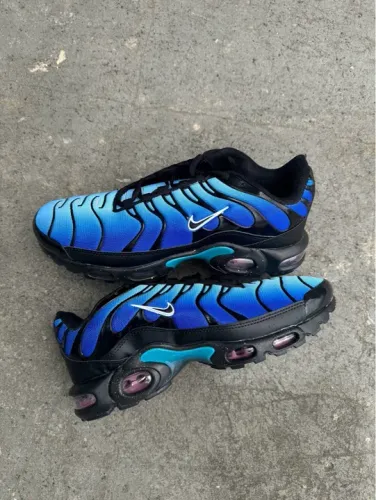 Tênis Nike TN Plus - Azul e Preto 43