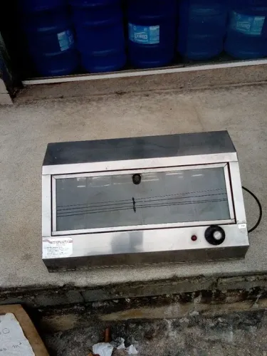 Esterilizador com 6 Bandejas.