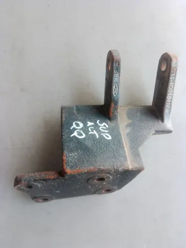 CHERY QQ SUPORTE ALTERNADOR
