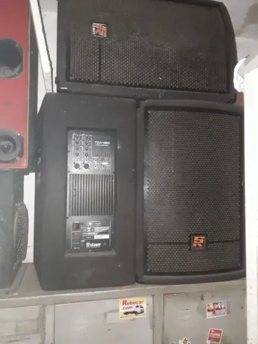 Caixa de Som para Som Profissional