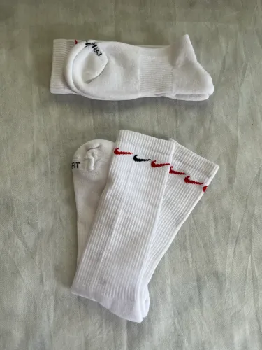 Meias Esportivas Nike Originais - Novas 