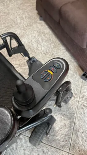 Cadeira motorizada b400