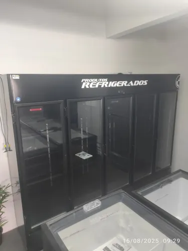 Bh Geladeira/Expositora Comercial Produtos Refrigerados 