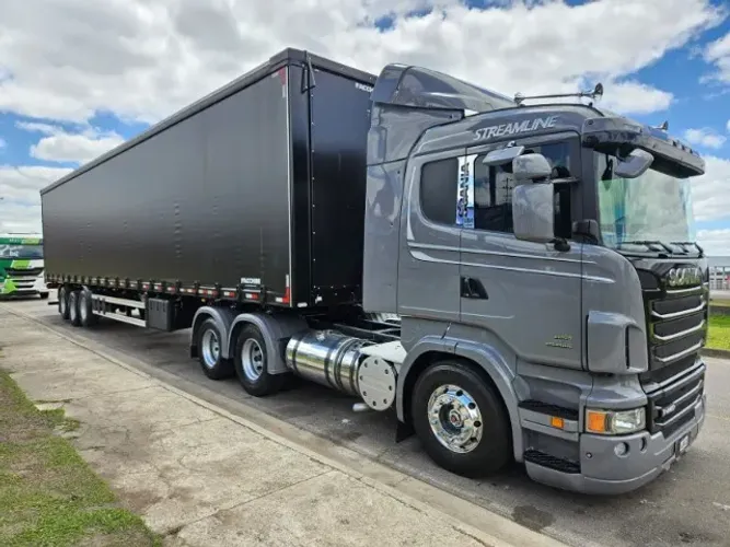 Scania R440 6x2 Ano 13 Automático Ar Condicionado + Sider Facchini Ano 26 0km 30pl 15.40