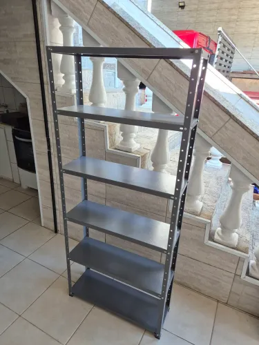 Estantes de Aço com 6 Prateleiras - Ideal para Comércio!