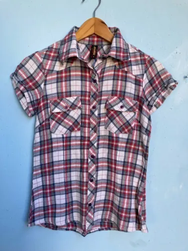 Camisa Xadrez Feminina Vermelha Manga Curta Marisa, Tam P(Nova)