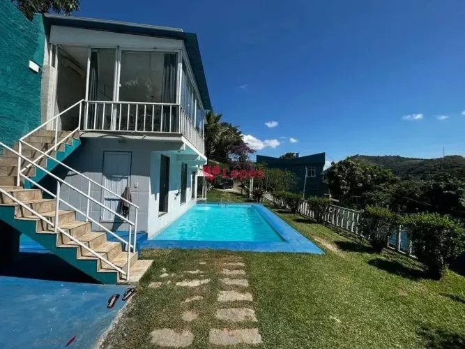 Lopes B2E vende Lindo Sitio proximo ao Castelo de Itaipava valor R$ 850.000,00