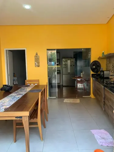 OPORTUNIDADE ÚNICA NO FÁTIMA! CASA 2 PAVIMENTOS C/ SUÍTE - NASCENTE